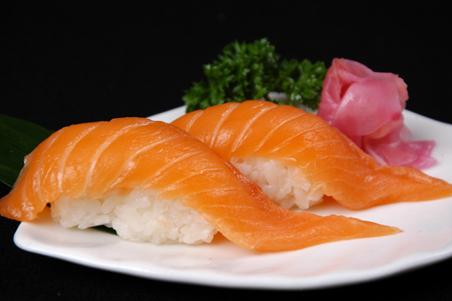 Cá hồi sống/SALMON/ 鮭