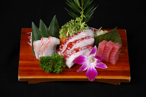 Cơm phần 3 loại cá sống tổng hợp /3 KINDS OF FISH SET/刺身盛り定食