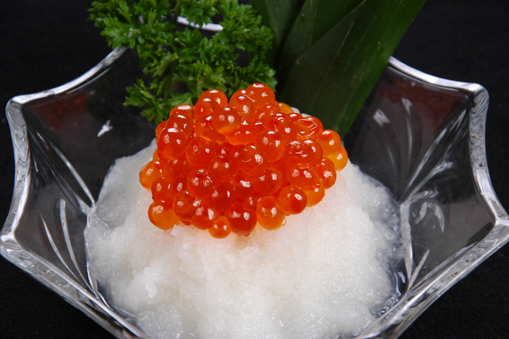 Trứng cá hồi & củ cải mài/SALMON ROE & GRATED RADISH/ いくらおろし