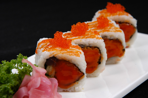Cơm cuốn cá thu sốt cay/SPICY TUNA ROLL/ スパイシーツナロール