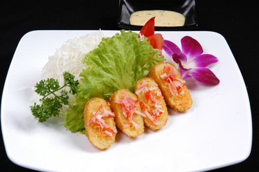 Cua trộn khoai tây chiên/DEEP FRIED CRAB CROQUETTE/ カニコロッケ