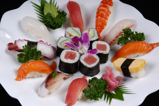 Sushi thập cẩm các loại cá sống A /ASSORTED SUSHI A/ 寿司盛りA
