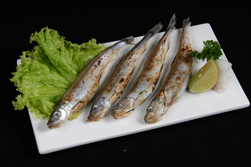 Cá trứng nướng muối/GRILLED SMELT/ ししゃも塩焼き