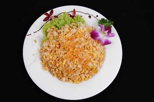 Cơm chiên cá hồi/FRIED RICE WITH SALMON/鮭炒飯