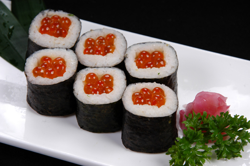 Cơm cuộn trứng cá hồi/SALMON ROE ROLL/ いくら巻き